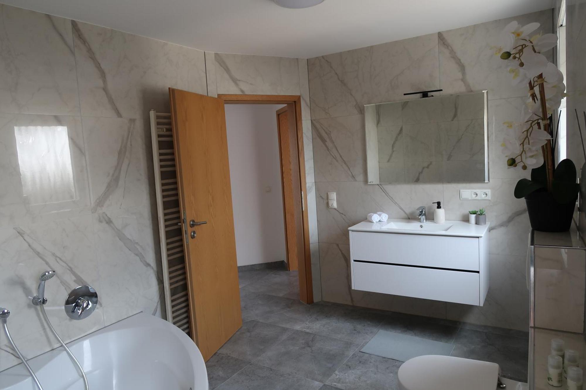 Old Apartment Кобленц Екстериор снимка