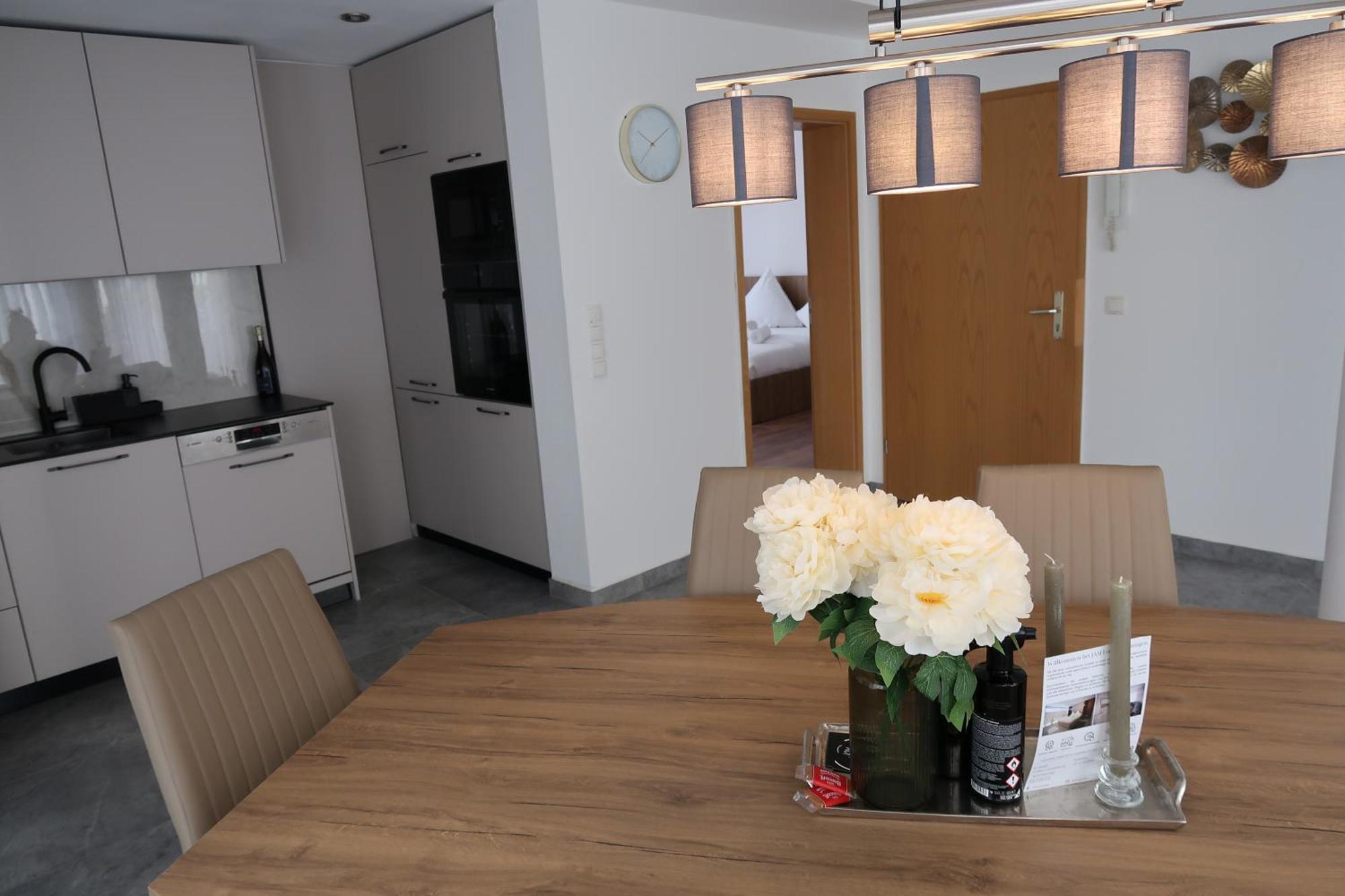 Old Apartment Кобленц Екстериор снимка